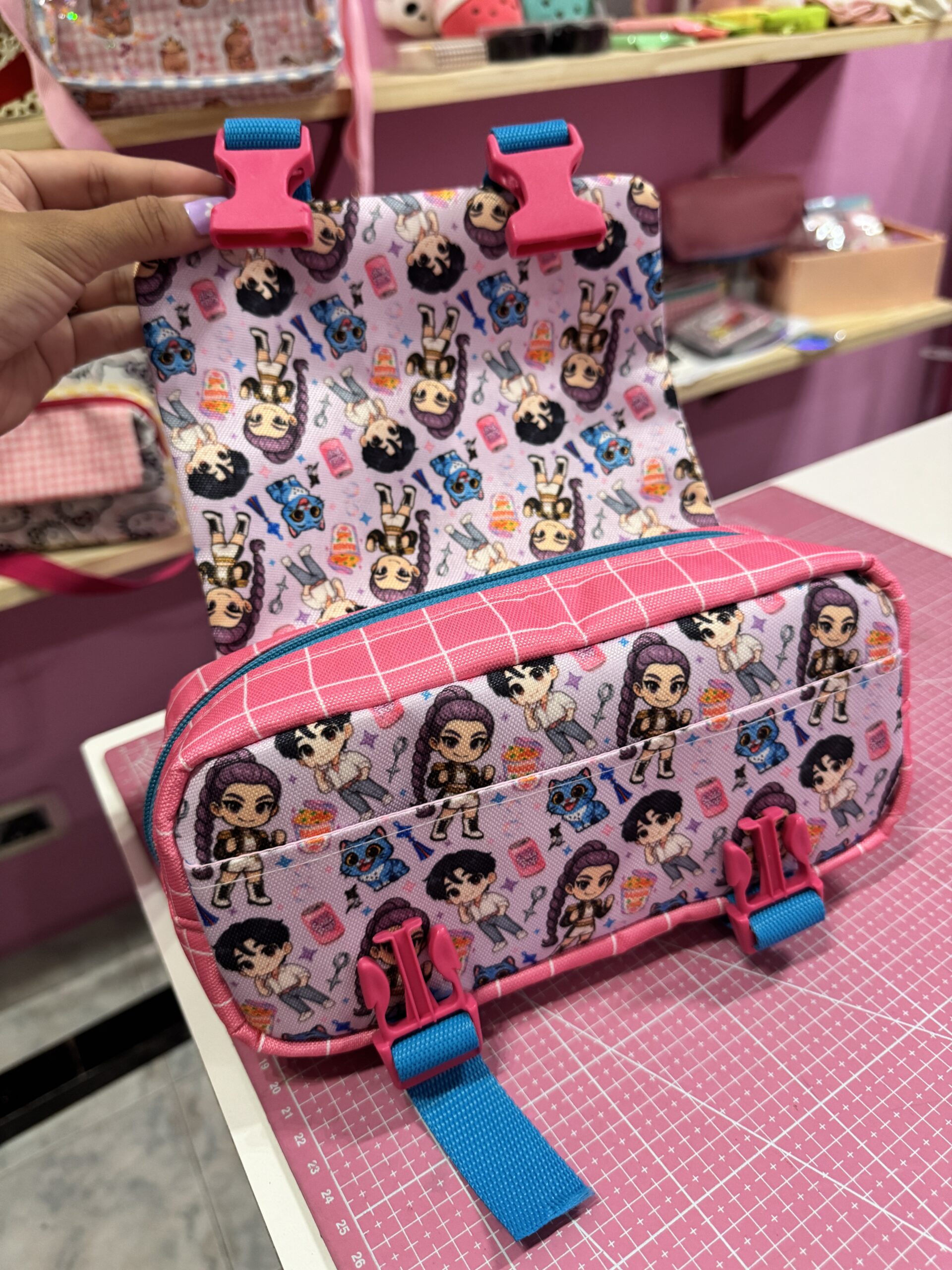 Cartuchera K-Pop - Image 2